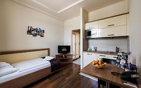 Hotel Garzon Plaza
